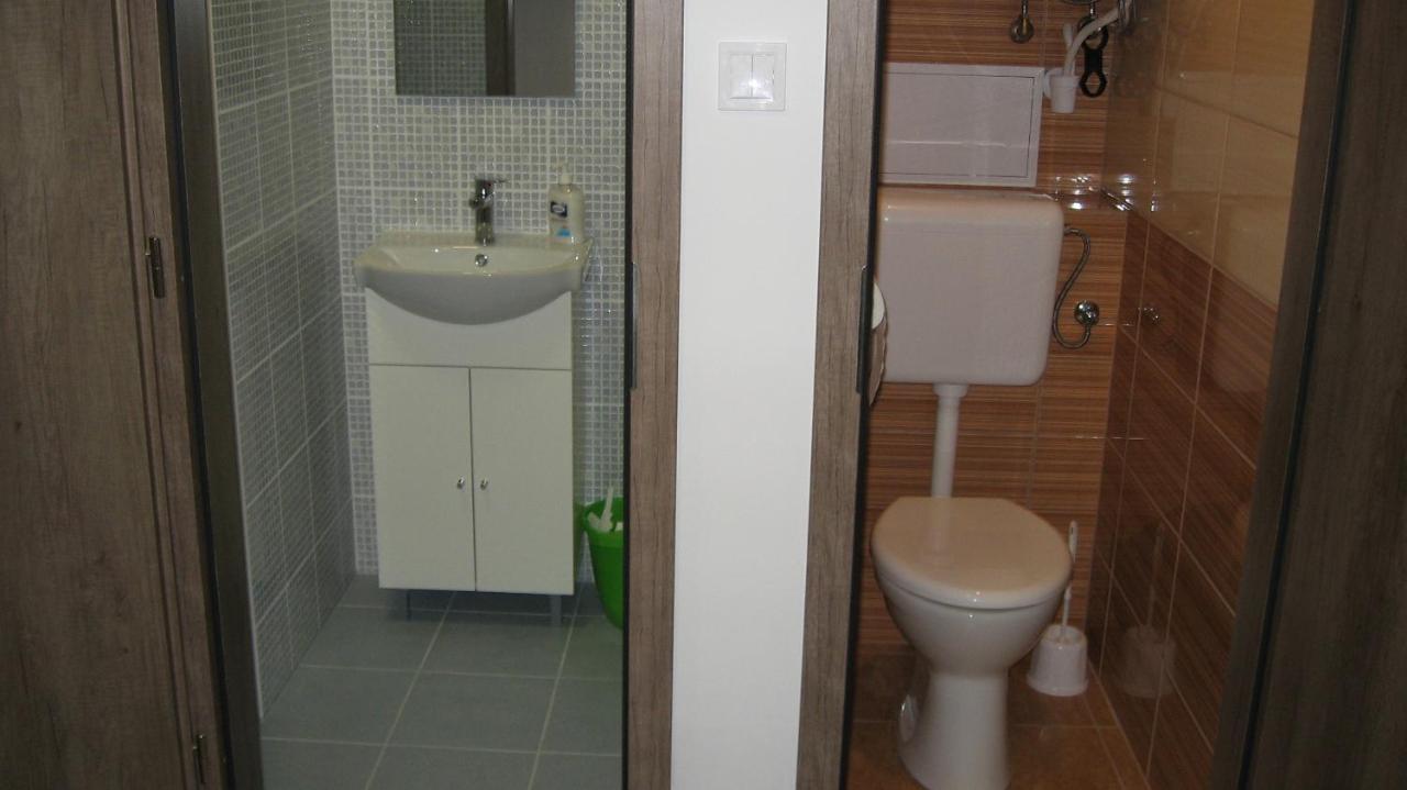 Апартаменты Hz Apartman Мишкольц Экстерьер фото